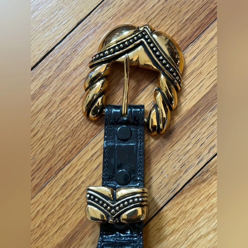 Vicenza Sport Vintage Calfskin Leather Alligator Print Black Belt Gold Tn Buckle